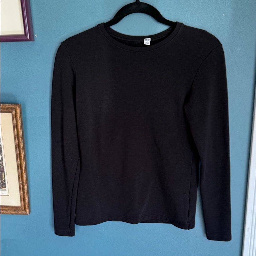 Uniqlo Men's Long Sleeve Crewneck Shirt - Black